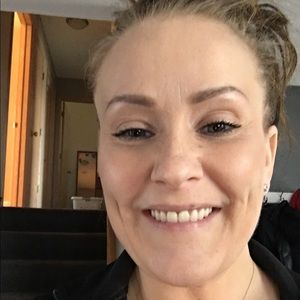 Meet your Posher, Ami